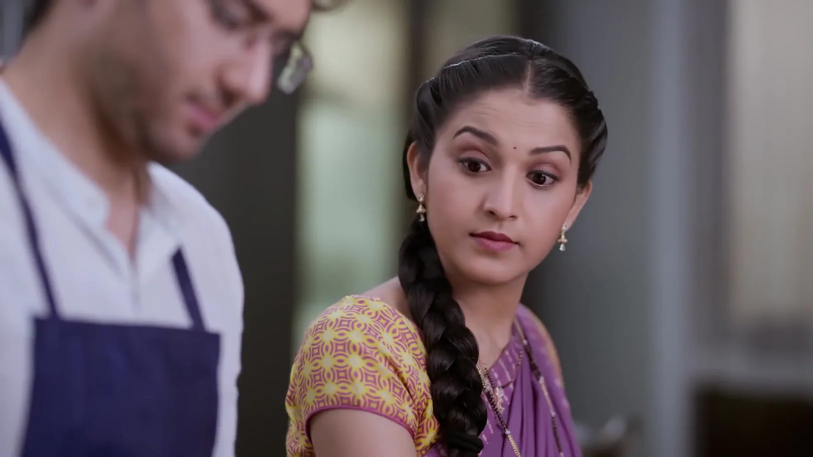 Meera Teases Atharva - Tula Japnar Aahe Meera Teases Atharva - Tula Japnar Aahe