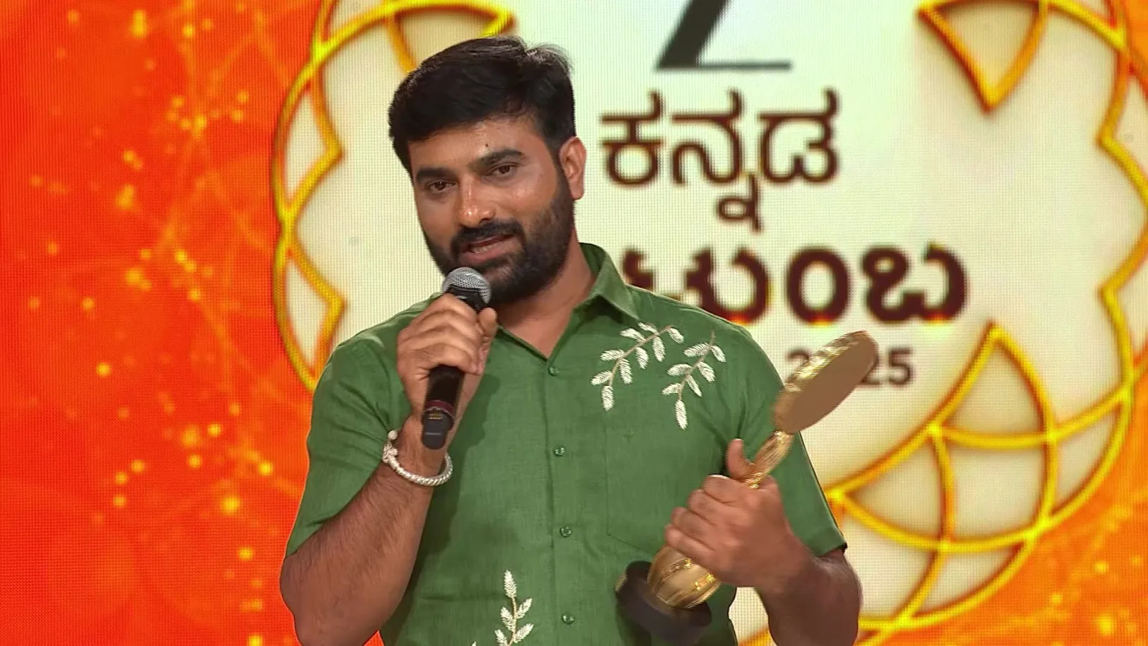 Clip 8 - ZEE Kutumba Awards 2025 