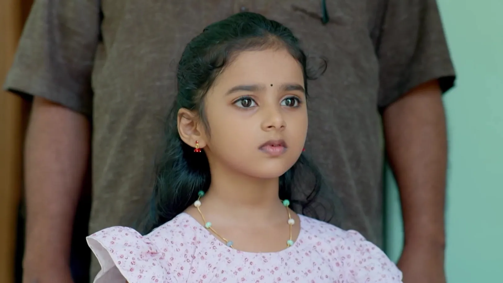 Varsha Freezes Upon Seeing Vikram 29th October 2025 Webisode Varsha Freezes Upon Seeing Vikram 29th October 2025 Webisode