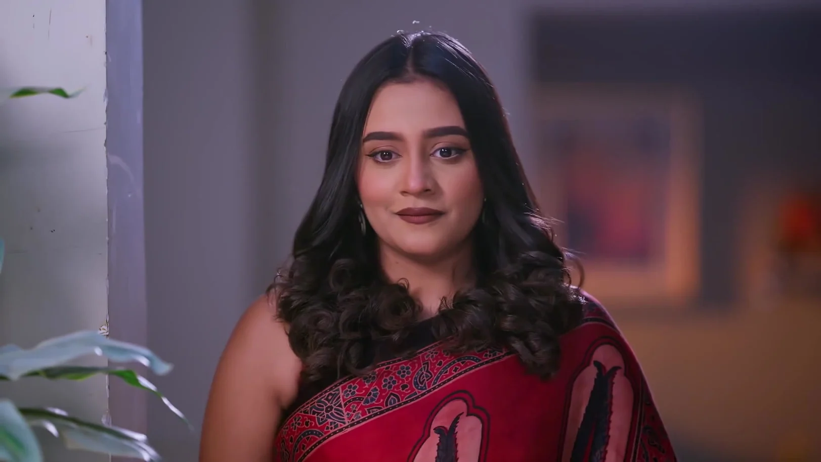 Maya Causes a Mess in Meera’s Room - Tula Japnar Aahe Maya Causes a Mess in Meera’s Room - Tula Japnar Aahe