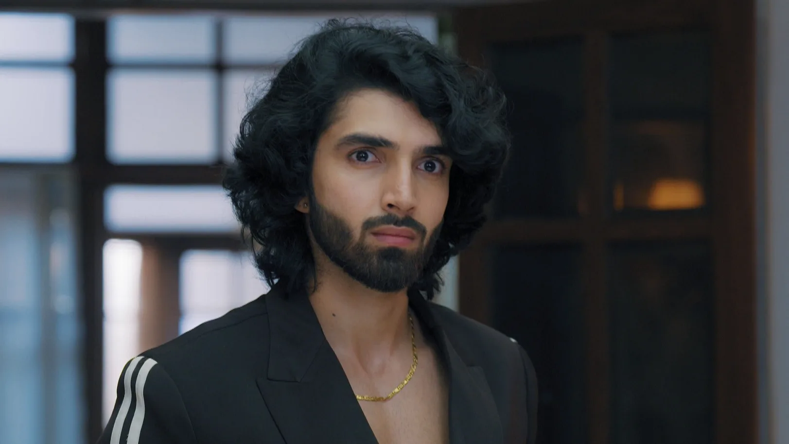 Jaane Anjaane Hum Mile - 28 October, 2025