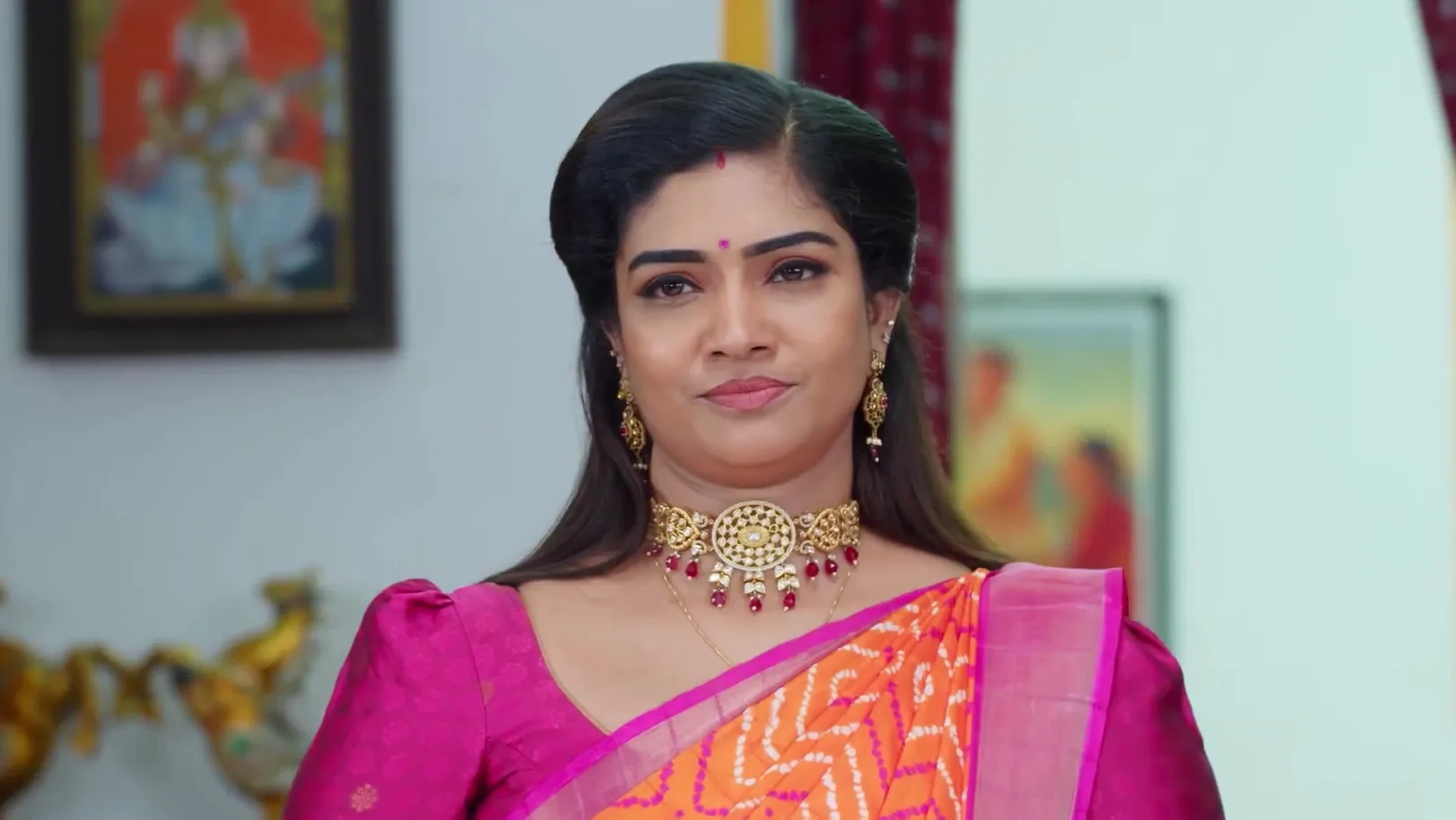 Revathi Opposes Chamundeshwari - Paarijatham 