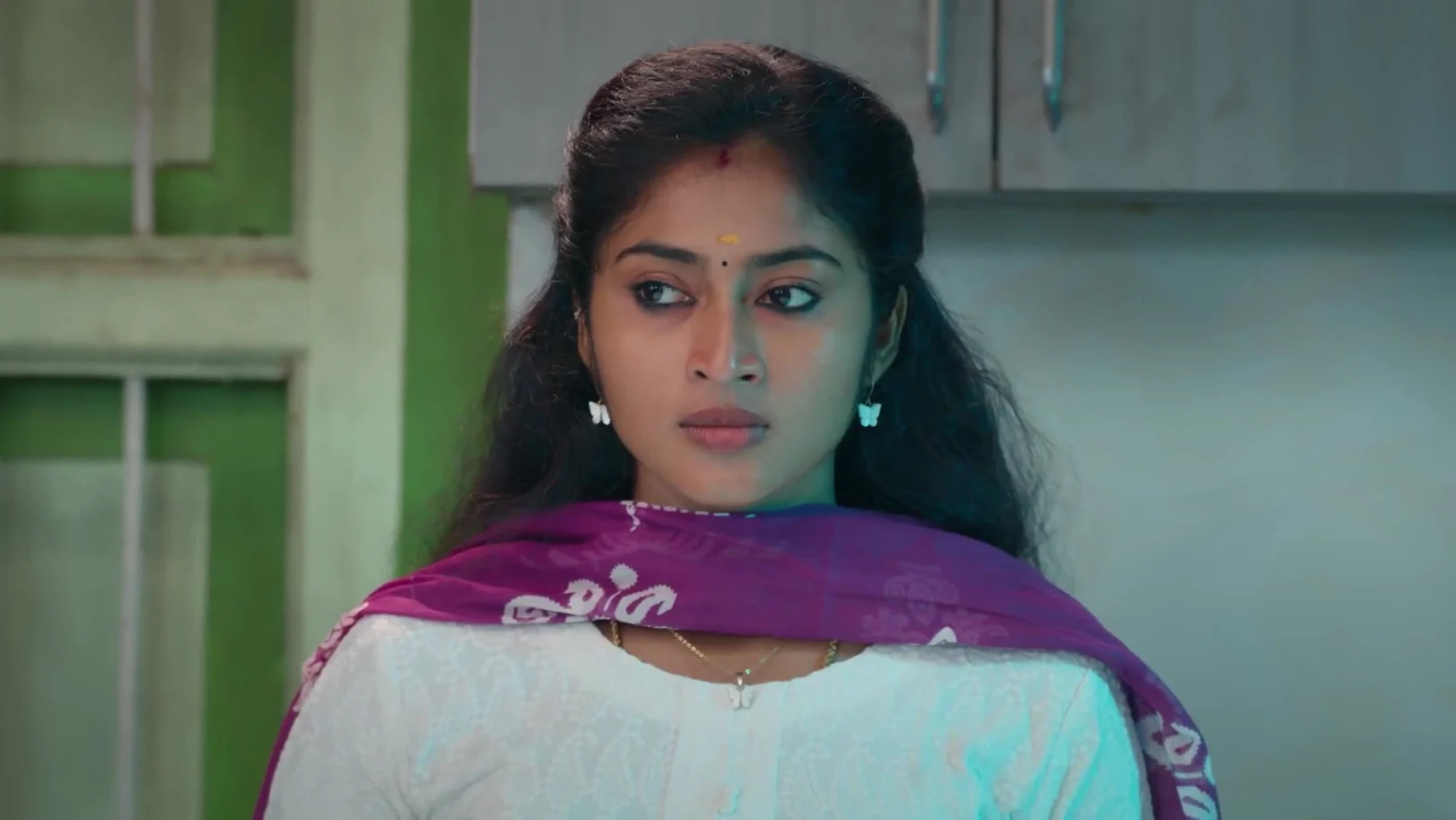 Brindha Argues with Kanmani - Veera 