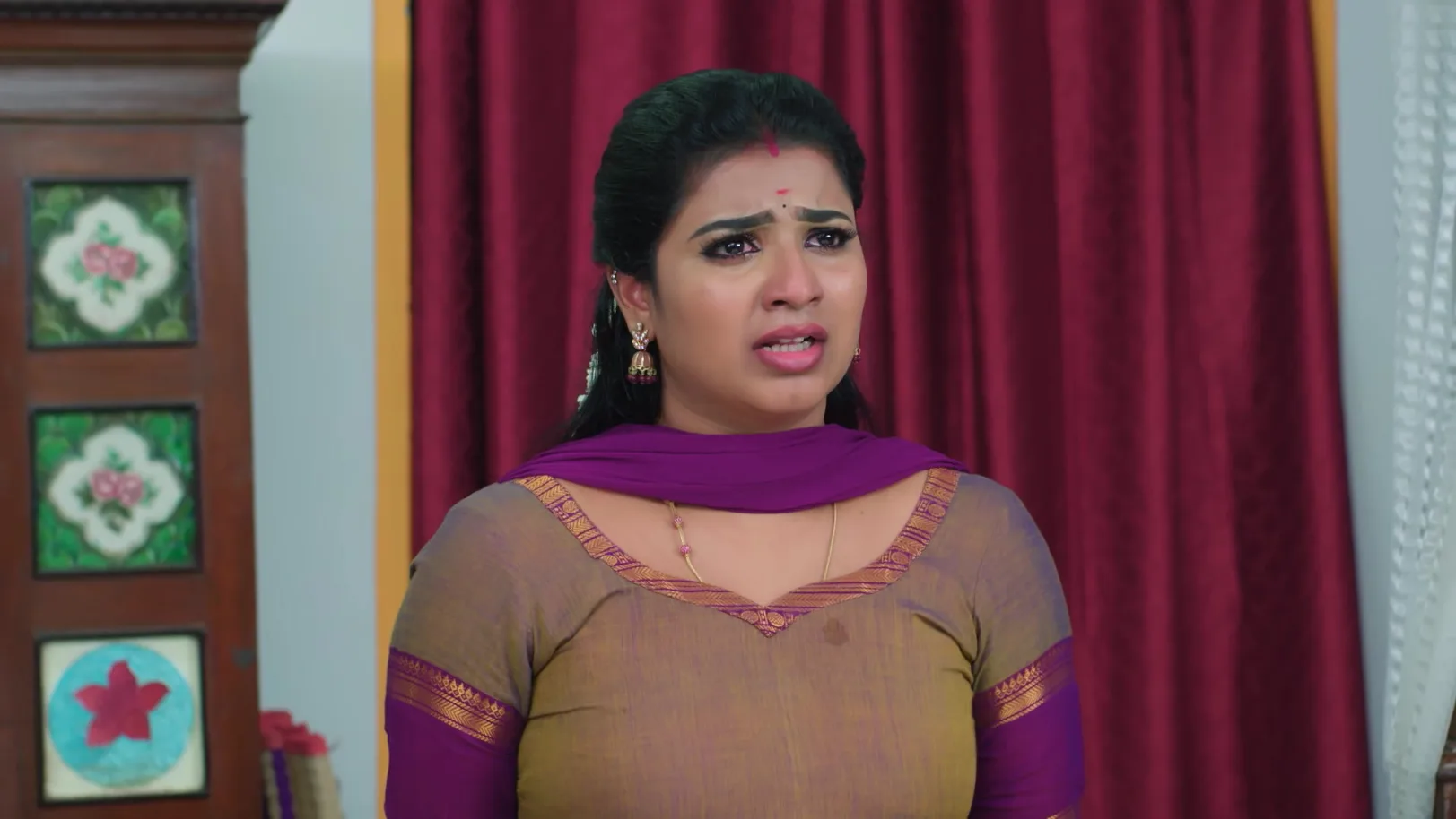 Karthigai Deepam - October 27, 2025 - Episode Spoiler