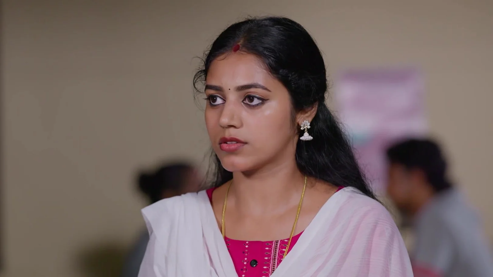 Nithya Gives a Fitting Reply to the SI - Madhura Nombara Kattu Nithya Gives a Fitting Reply to the SI - Madhura Nombara Kattu