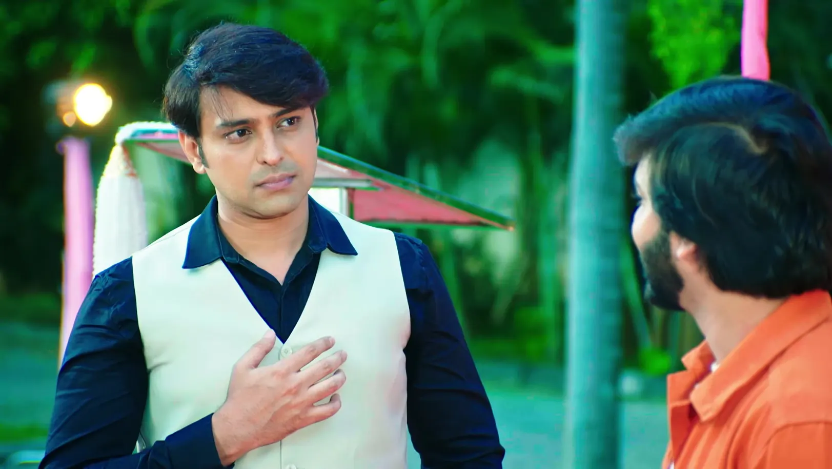 Jayanth's Questions Shock Vishwa - Lakshmi Nivasa - Promo Jayanth's Questions Shock Vishwa - Lakshmi Nivasa - Promo