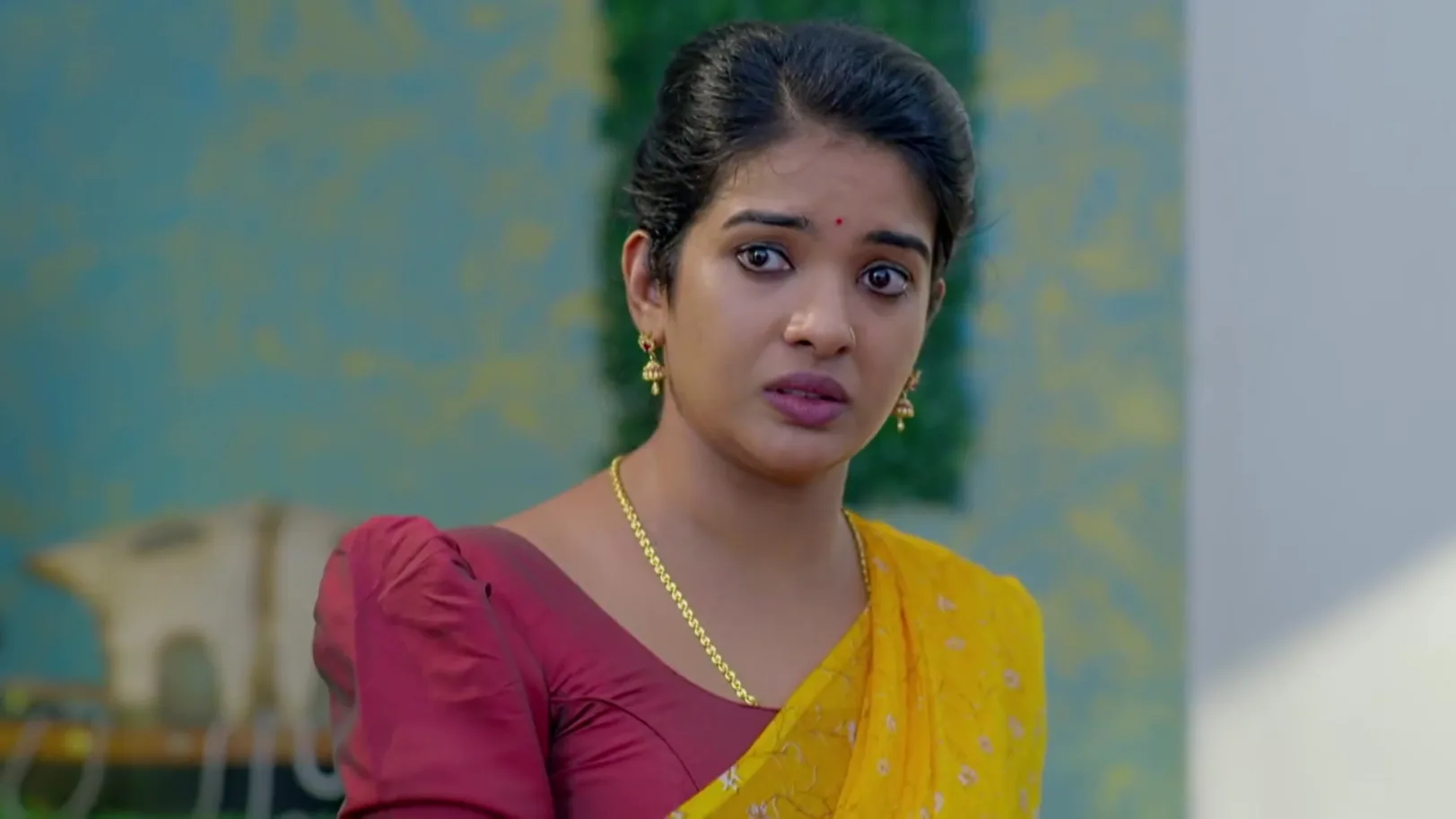 Sumalatha Supports Karunakaran 3rd November 2025 Webisode Sumalatha Supports Karunakaran 3rd November 2025 Webisode