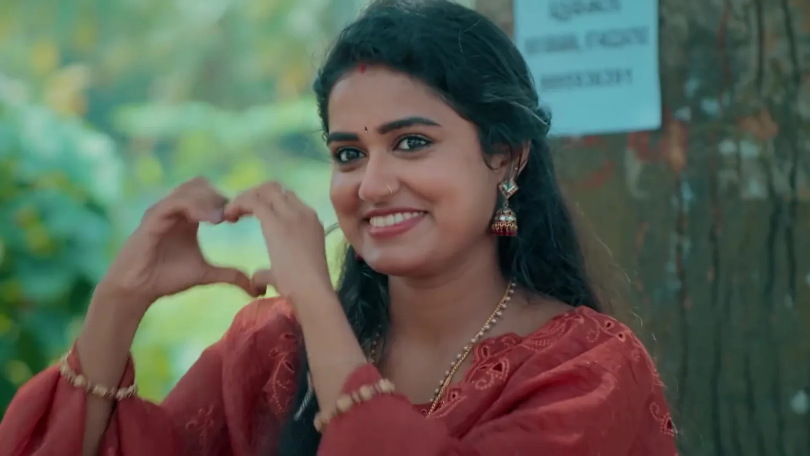 Radhika Misses Spotting Priyanka 4th November 2025 Webisode