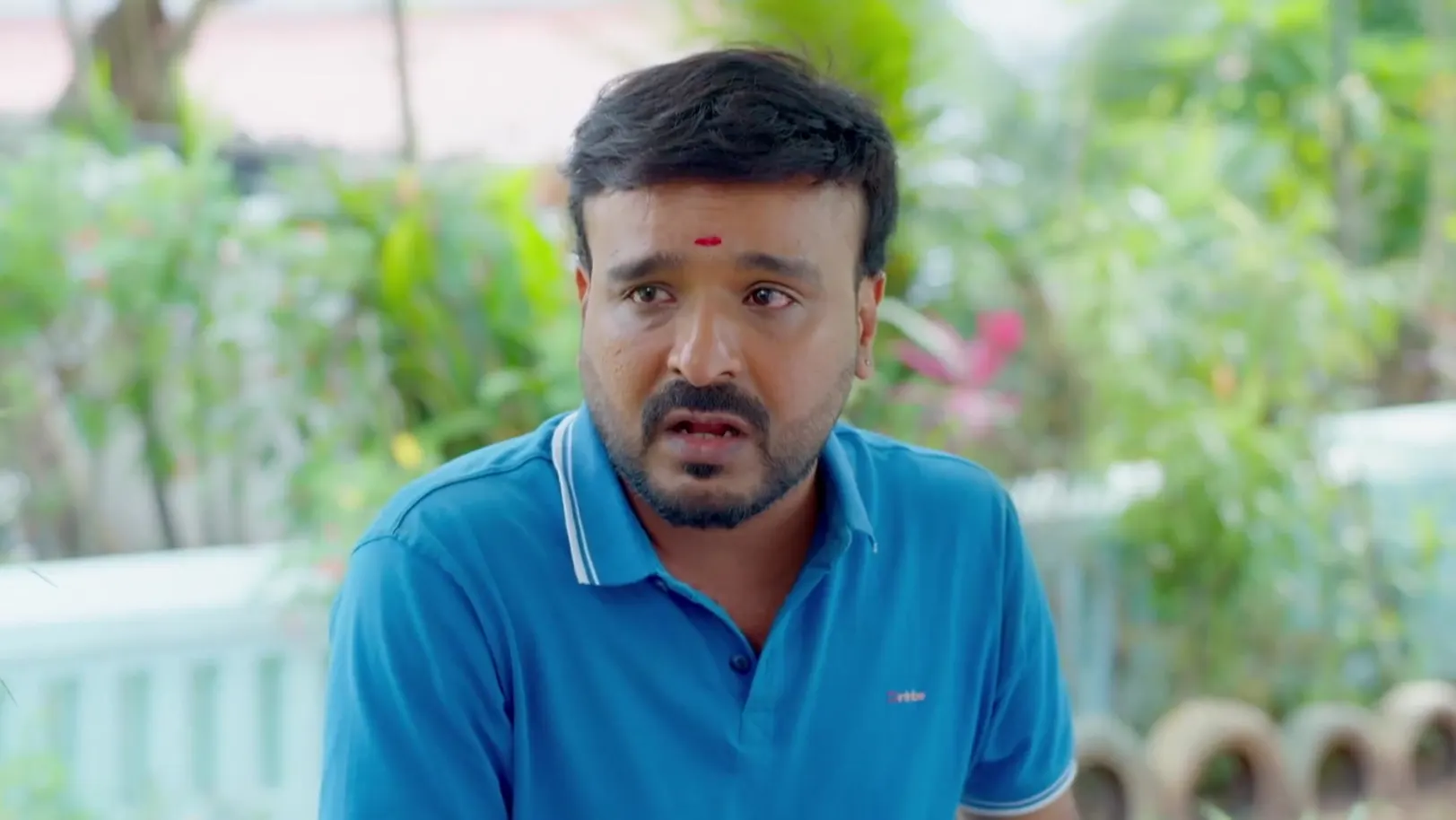 Chandrika Instructs Suchitra - Manathe Kottaram Chandrika Instructs Suchitra - Manathe Kottaram