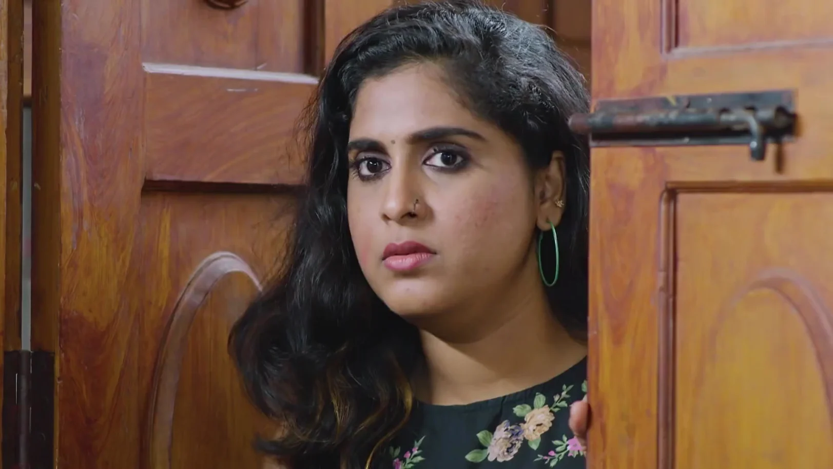 Kalpana Overhears Jayabharathy's Words - Snehapoorvam Shyama 