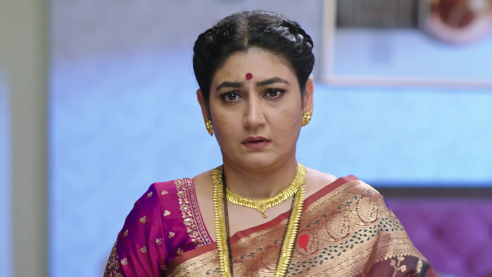 Ahilya Devi Shares Her Inner Turmoil with Shrikant - Paaru Ahilya Devi Shares Her Inner Turmoil with Shrikant - Paaru