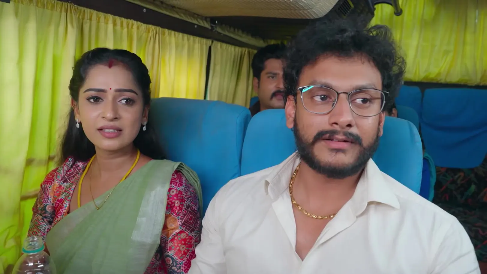 Shanmugham Argues with Vaikuntham - Anna 