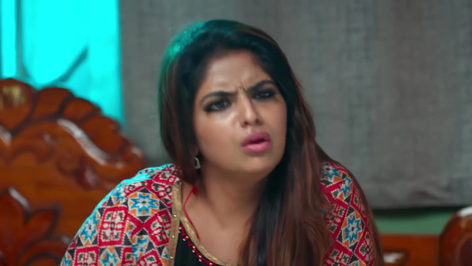 Chintamani Stages an Act - Paarijatham 