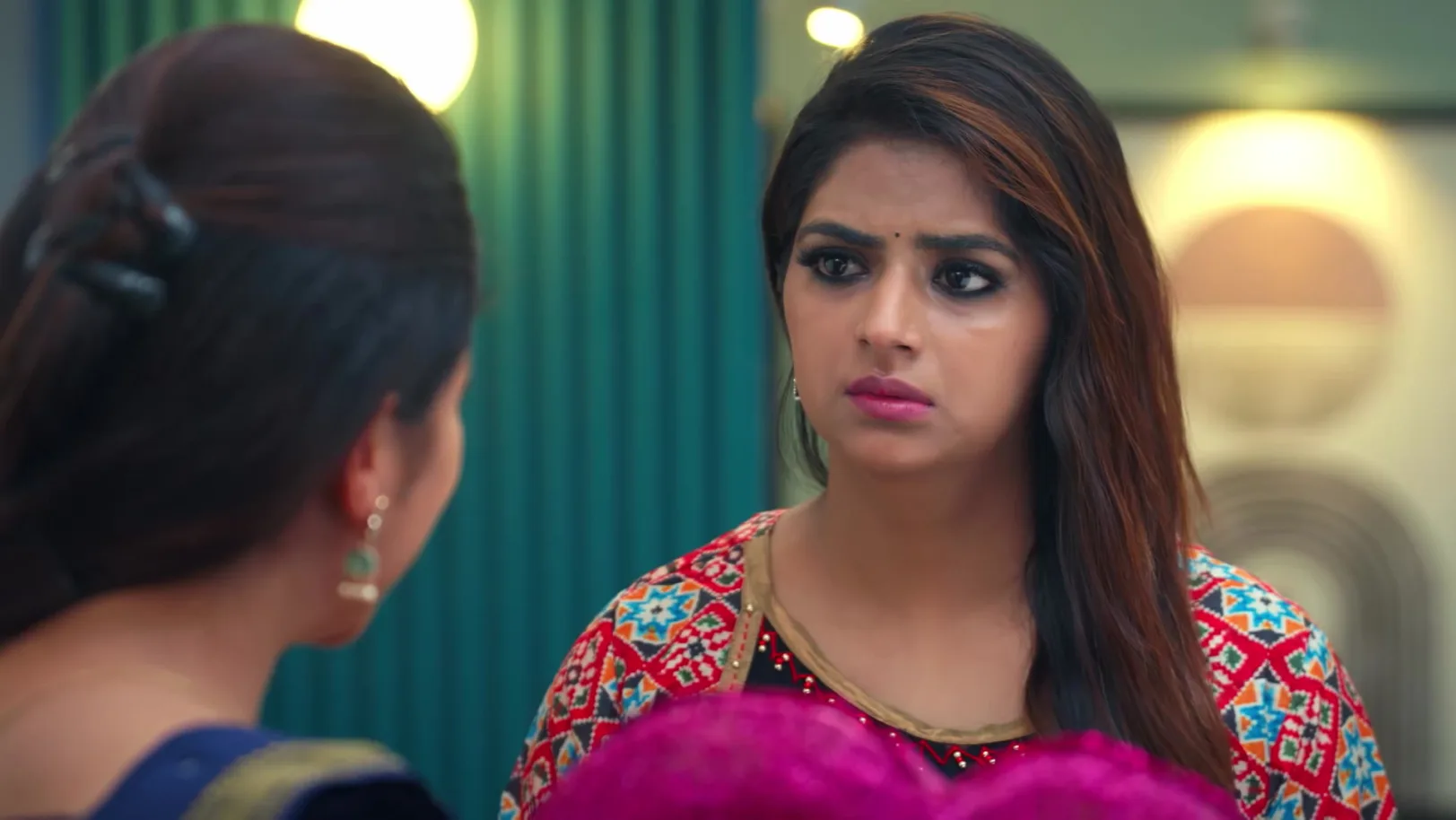 Paarijatham - November 06, 2025 - Episode Spoiler