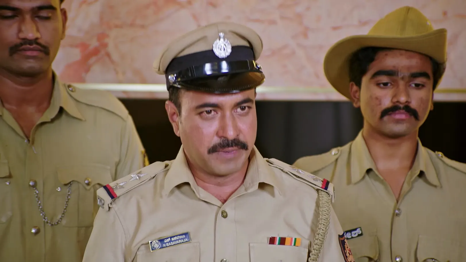 Lakshmi Nivasa - November 04, 2025 - Episode Spoiler Lakshmi Nivasa - November 04, 2025 - Episode Spoiler