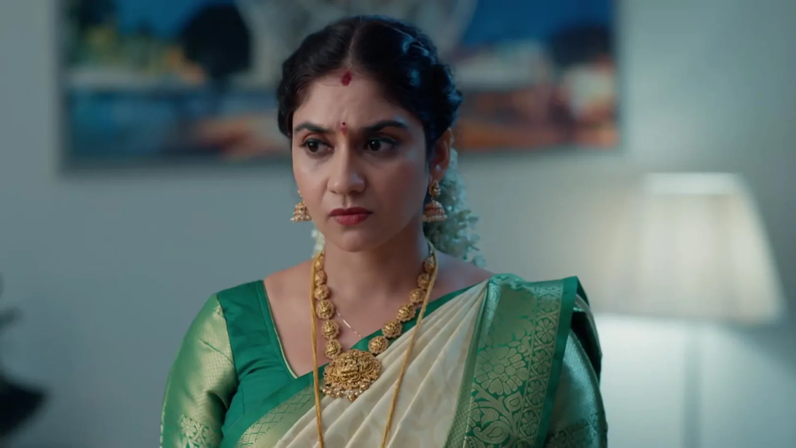 Auto Vijayashanthi - November 05, 2025 - Best Scene Auto Vijayashanthi - November 05, 2025 - Best Scene