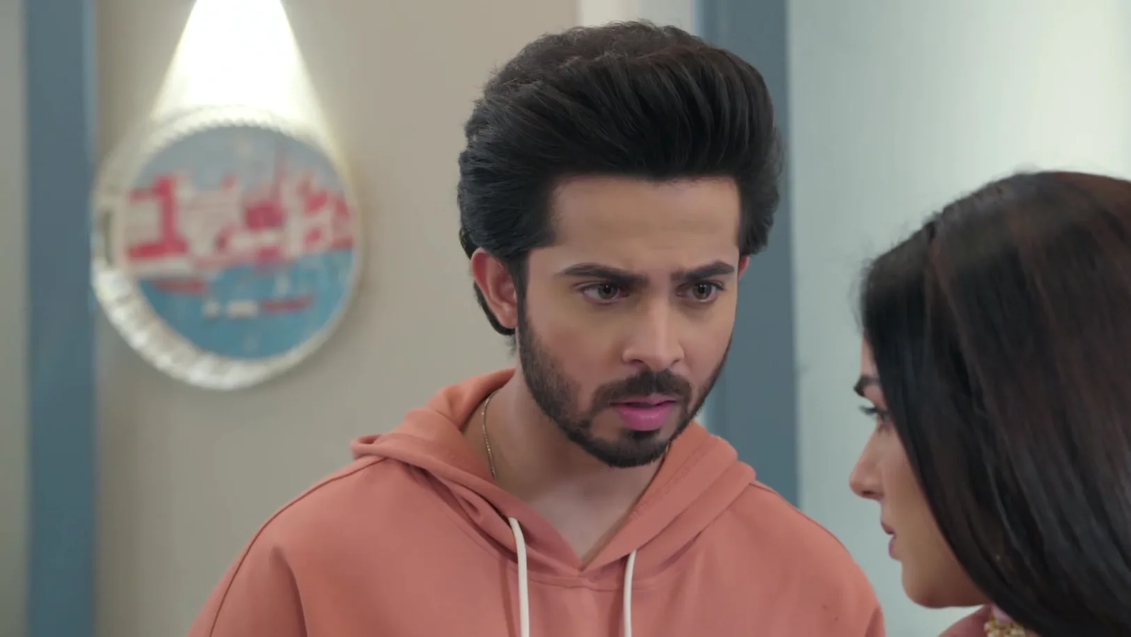 Akash Provokes Jagriti against Suraj - Jagriti 