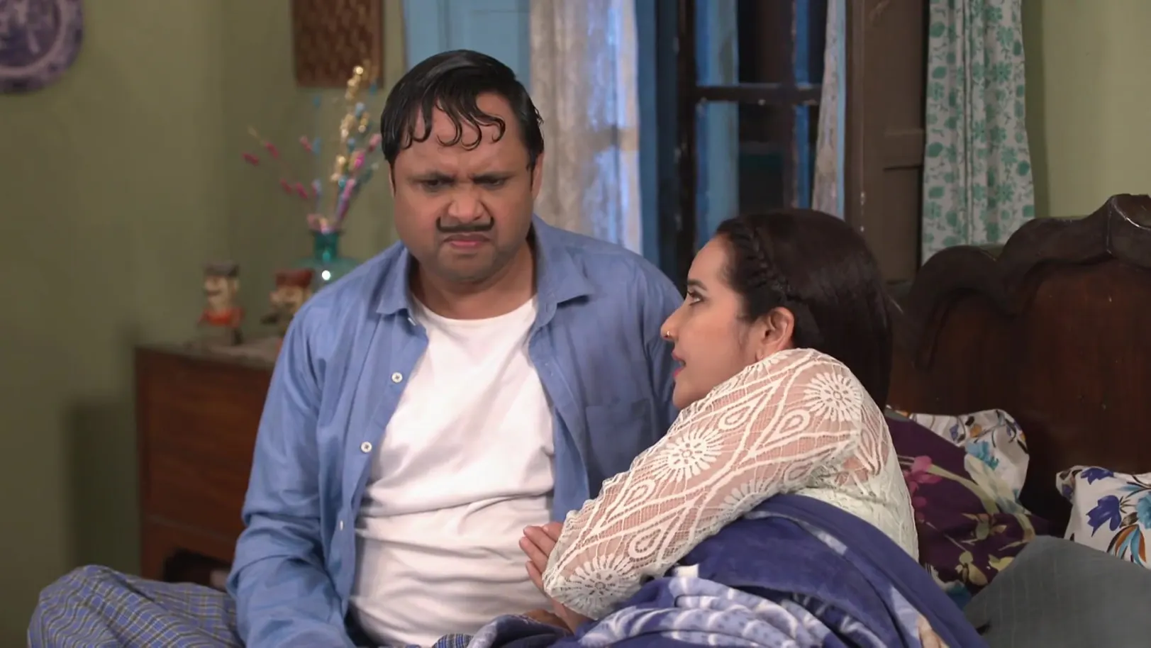 Ranbir and Chamchi Get into a Fight - Happu Ki Ultan Paltan 