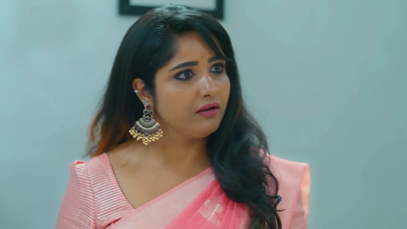 Nirmala Lashes Out at Manikunj - KrishnaGadha Nirmala Lashes Out at Manikunj - KrishnaGadha