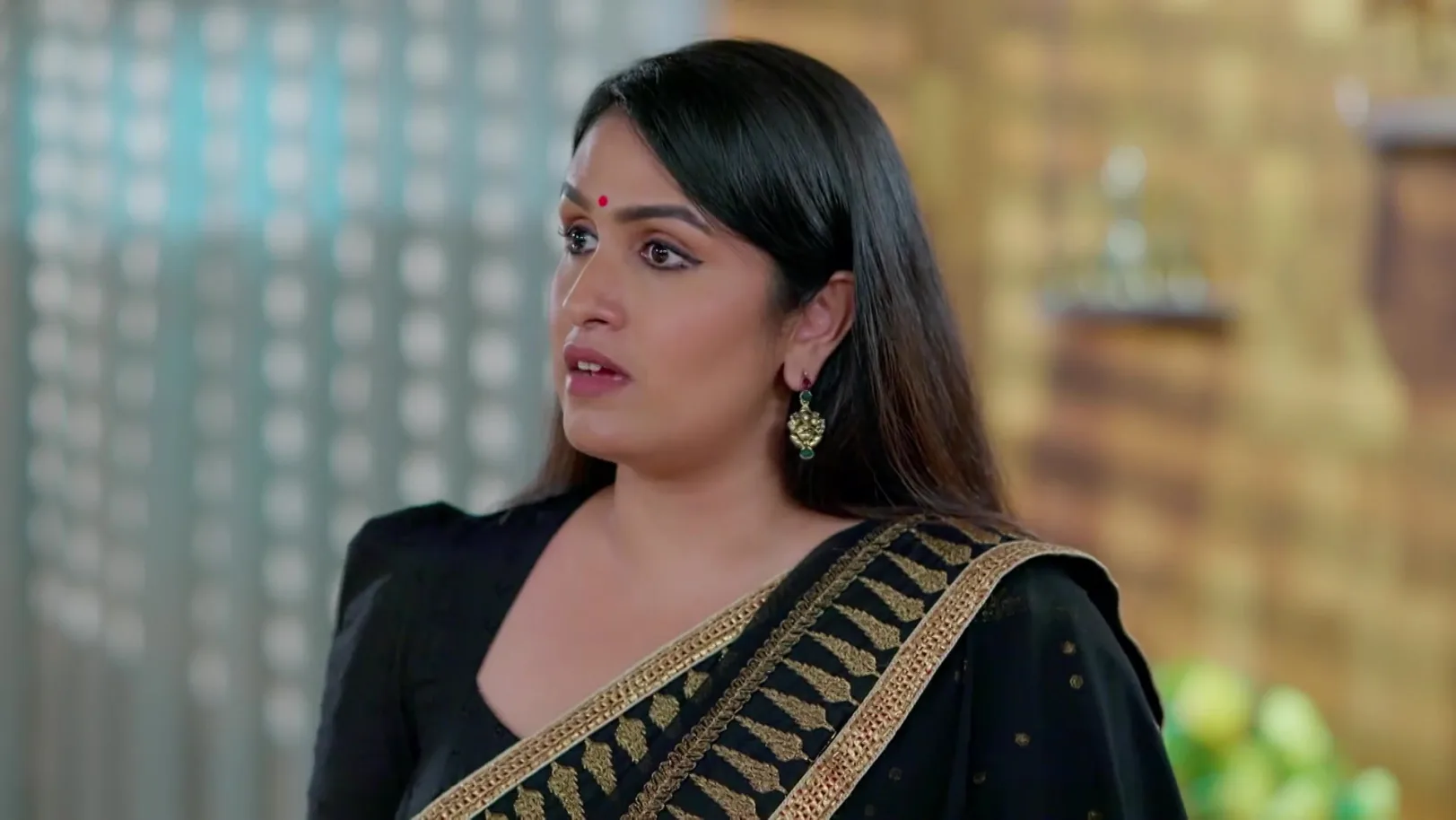 Gadha Throws Tantrums at Sithara - KrishnaGadha Gadha Throws Tantrums at Sithara - KrishnaGadha