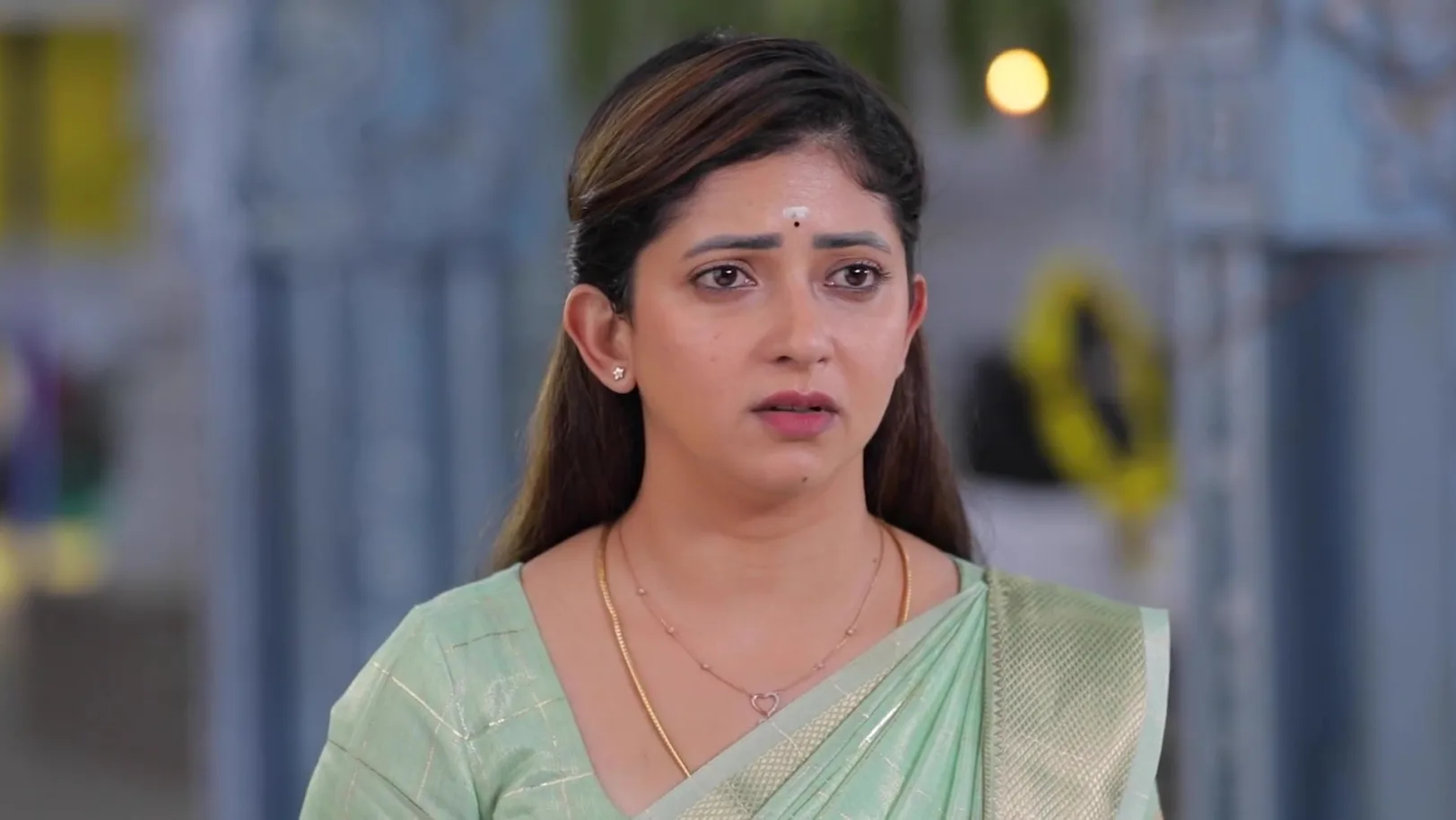 Bharathi Confronts Saravanan - Idhayam Bharathi Confronts Saravanan - Idhayam