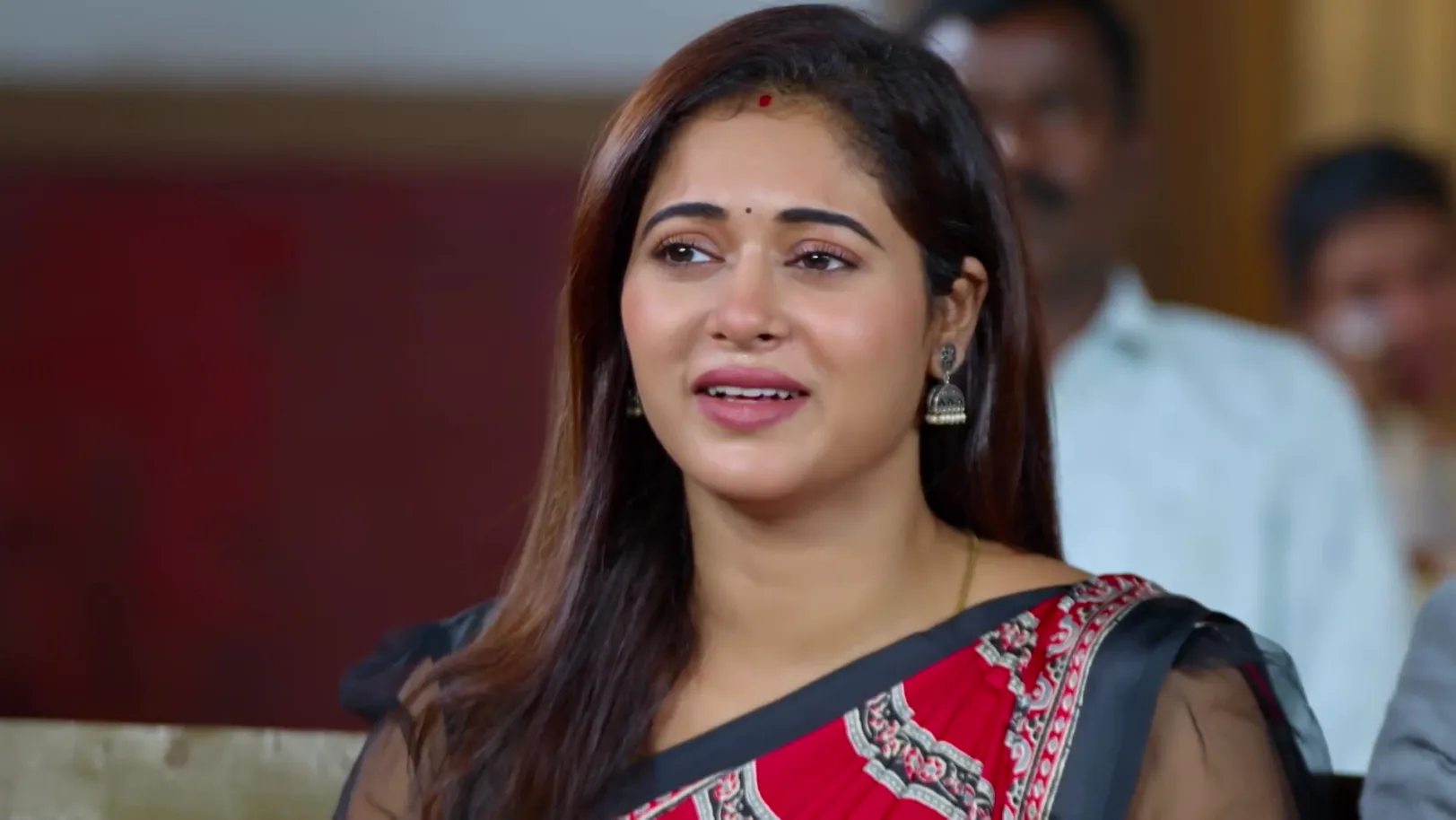 The Judge Announces His Verdict - Sandhya Raagam 