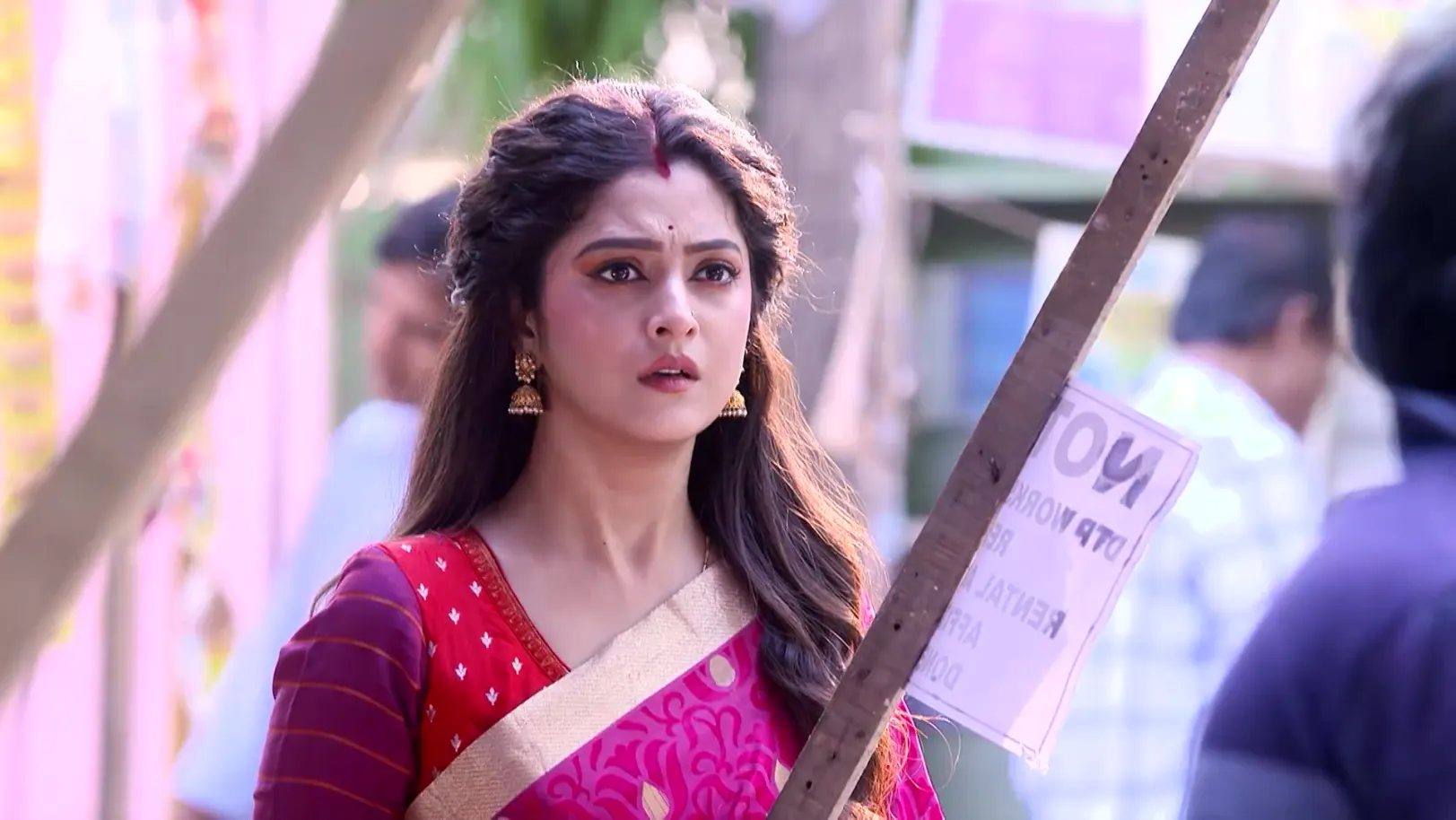 Shyamoli Suspects a Lawyer - Mana Rahigala Tumarithare 