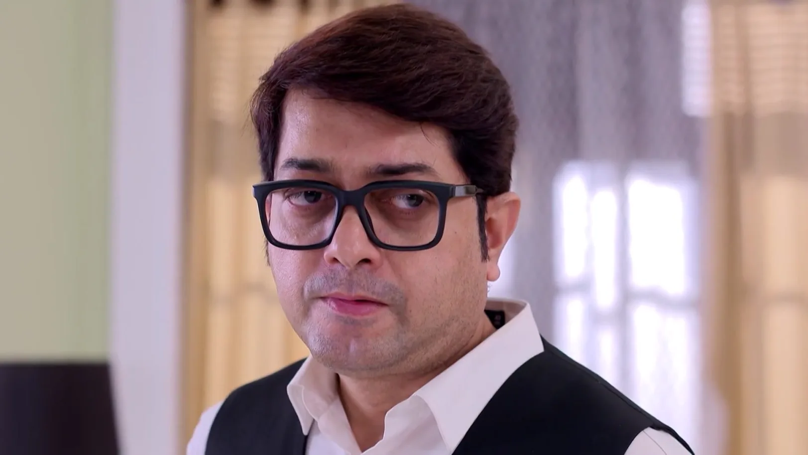 Shyamoli Complains about Chandra - Mana Rahigala Tumarithare 