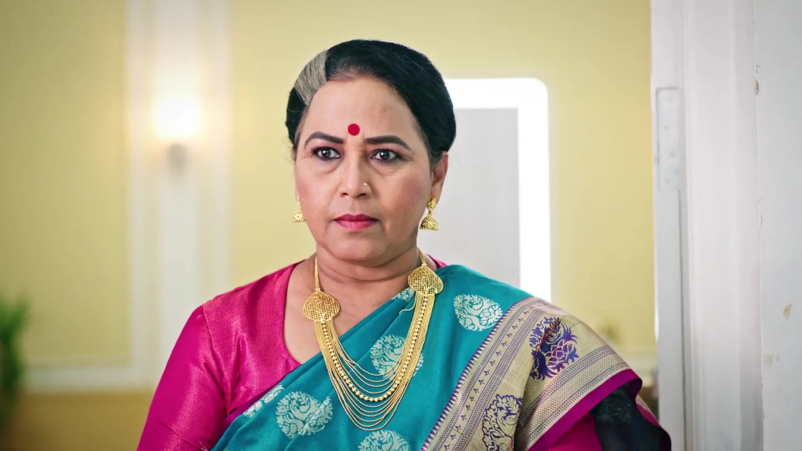 Taarini Comes to Stay with Kamali - Kamali Taarini Comes to Stay with Kamali - Kamali