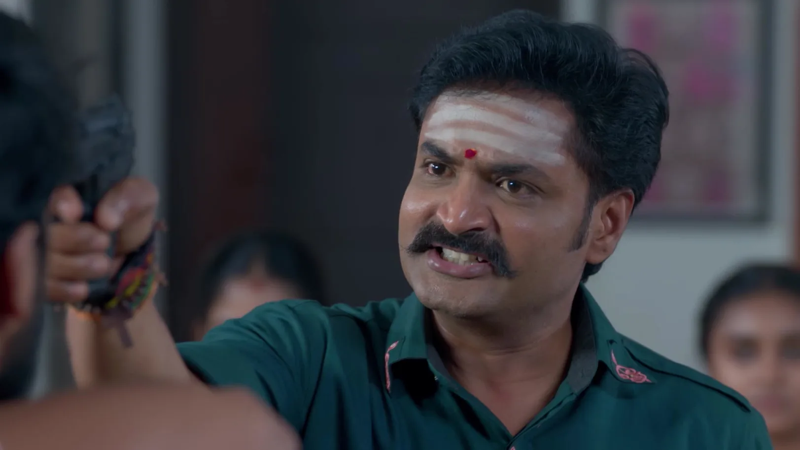 Anna - 10 November, 2025