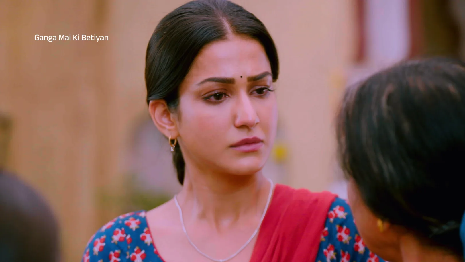 Sneha Makes a Brave Decision - Ganga Mai Ki Betiyan - Promo Sneha Makes a Brave Decision - Ganga Mai Ki Betiyan - Promo