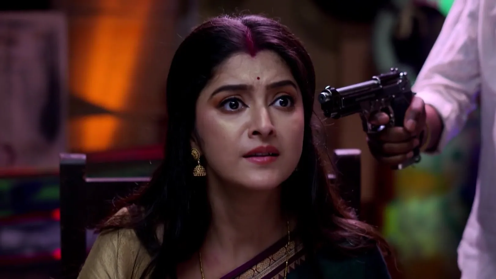Chandra's Goon Threatens Shyamoli 20th November 2025 Webisode