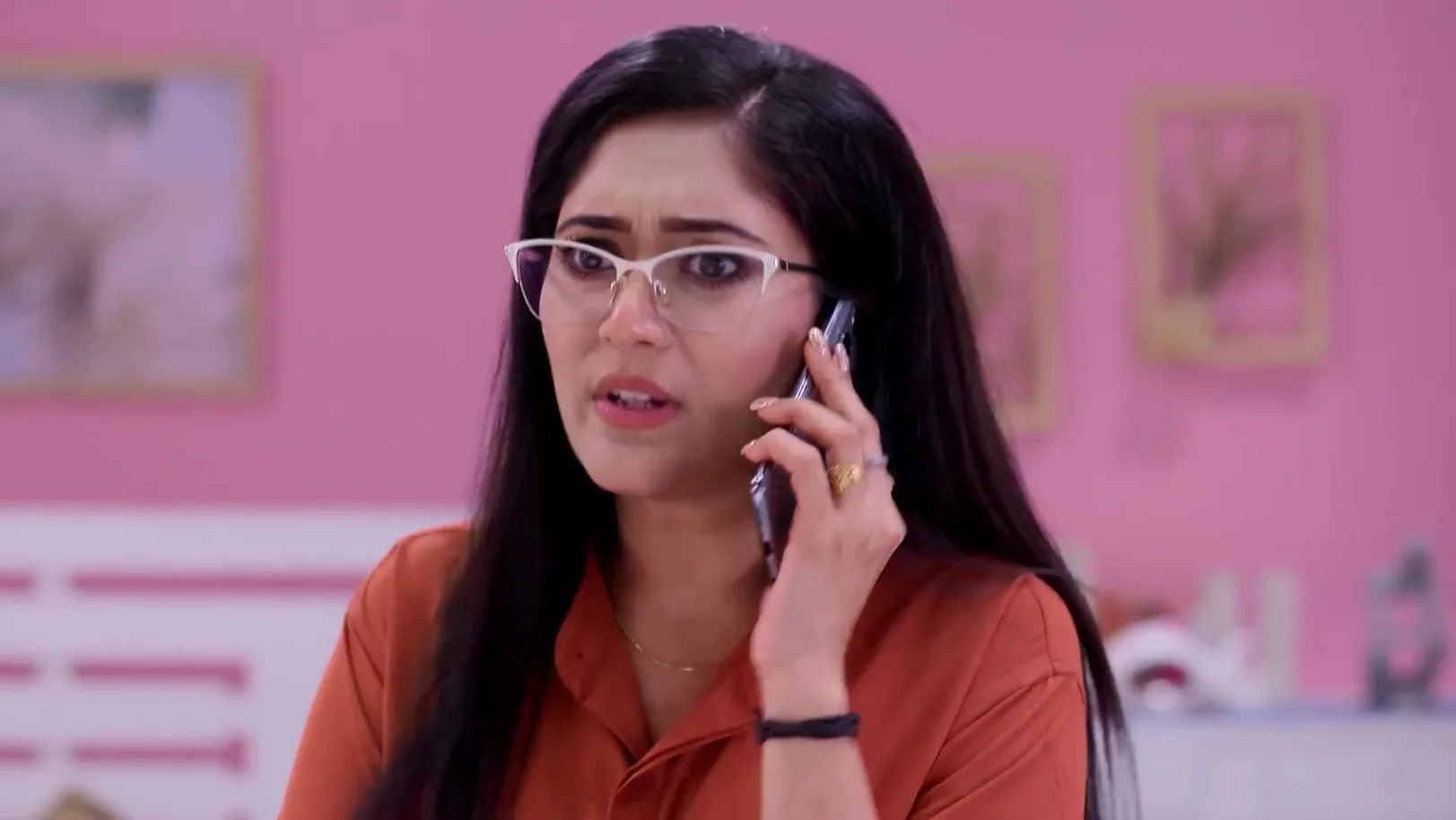 Chandra Pacifies Brinda 23rd November 2025 Webisode