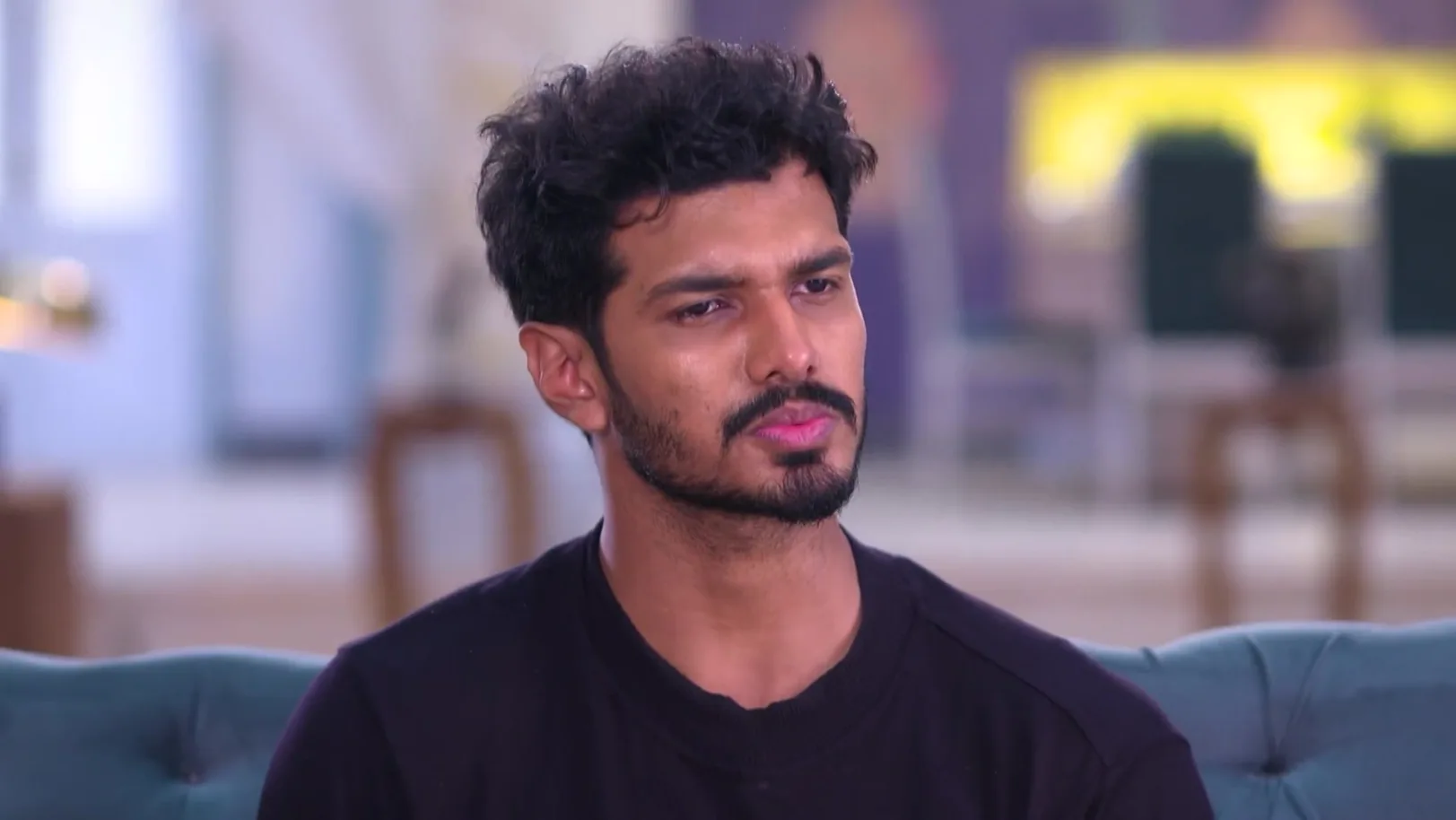 Abhi Returns to His House 17th November 2025 Webisode Abhi Returns to His House 17th November 2025 Webisode