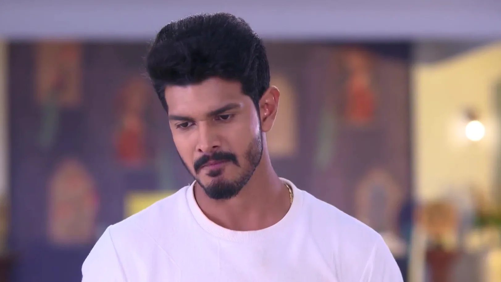 Abhi Ties up a Man - Tu Khara Mun Chaai Abhi Ties up a Man - Tu Khara Mun Chaai