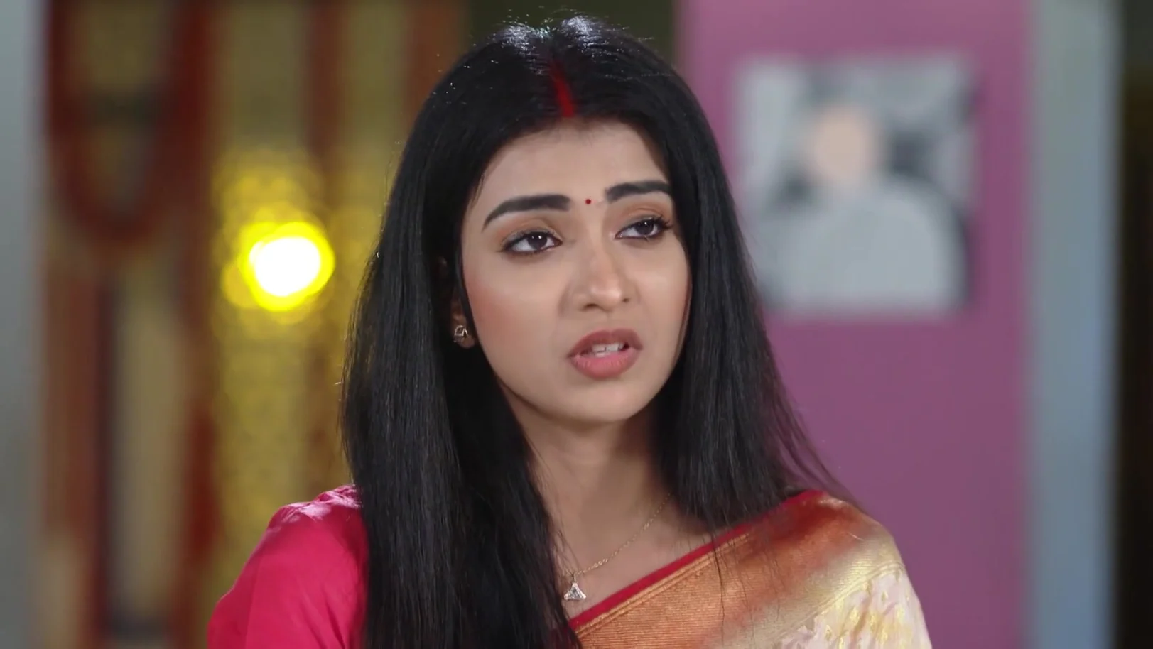 Akshay Worries about Anurag - Tuma Bina 