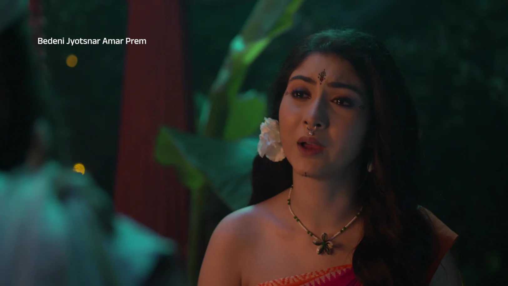 Jyotsna Rushes to Stop Vikram's Death Sentence - Bedeni Jyotsnar Amar Prem - Promo