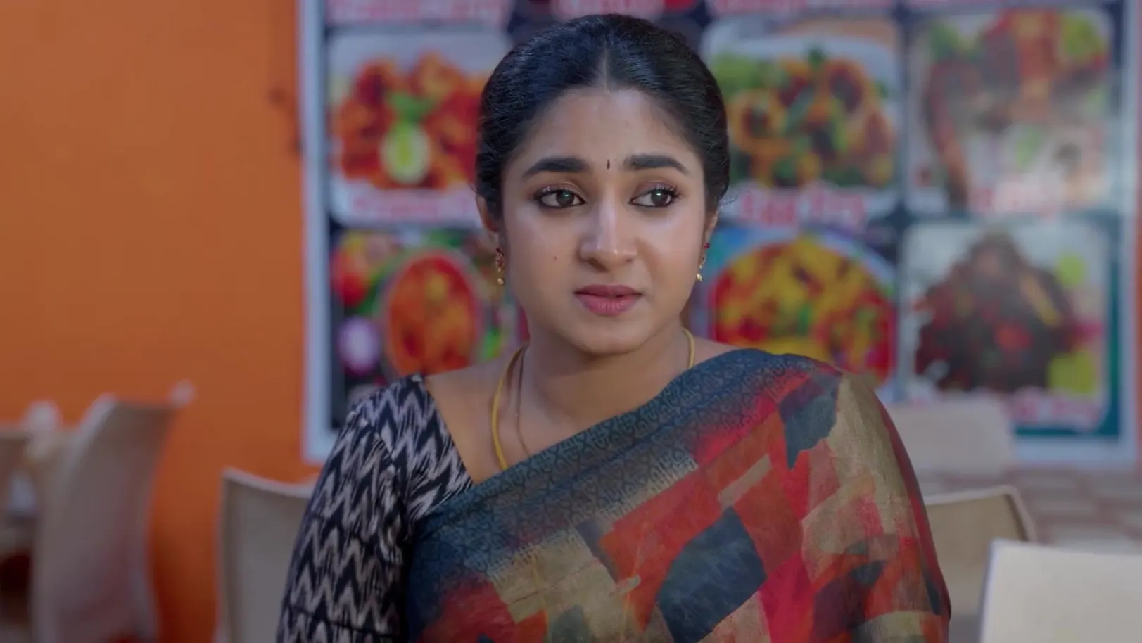 Karna Sympathises with Indhu 19th November 2025 Webisode Karna Sympathises with Indhu 19th November 2025 Webisode