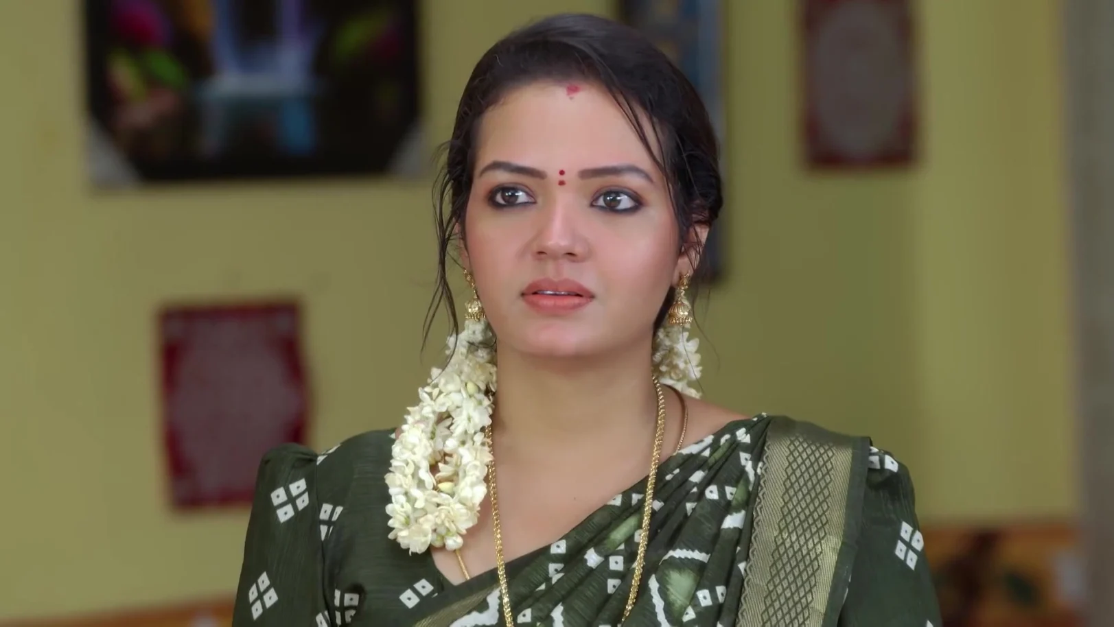 Sandhya Raagam - November 18, 2025 - Webisode 18th November 2025 Webisode