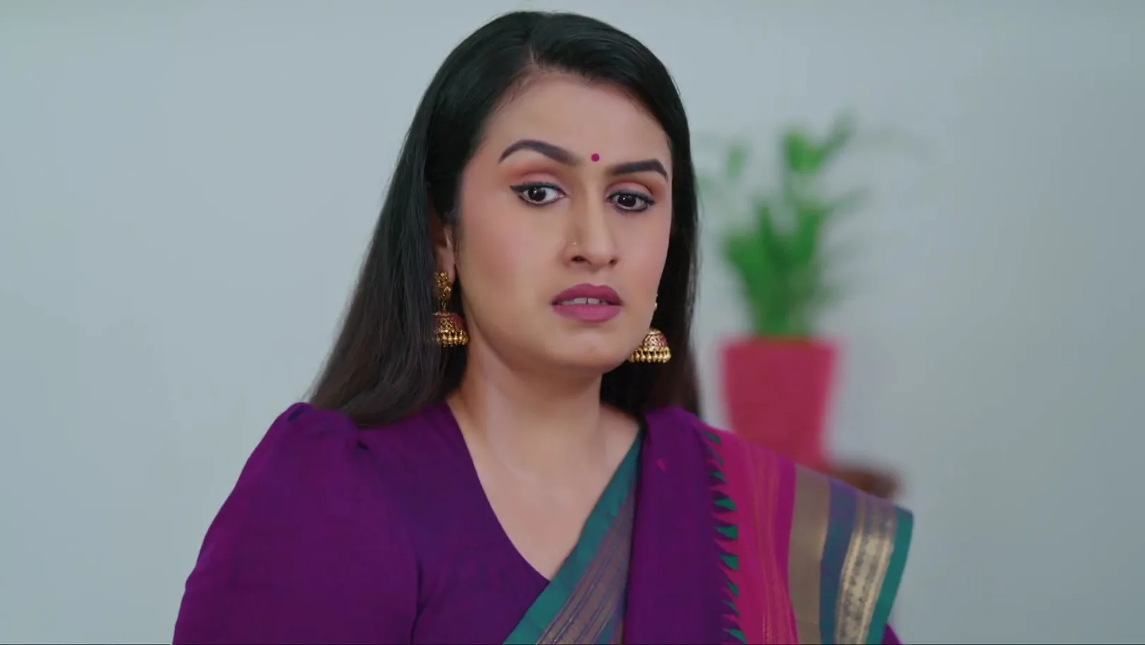 Sithara Shares Her Feeling with Sini - KrishnaGadha Sithara Shares Her Feeling with Sini - KrishnaGadha