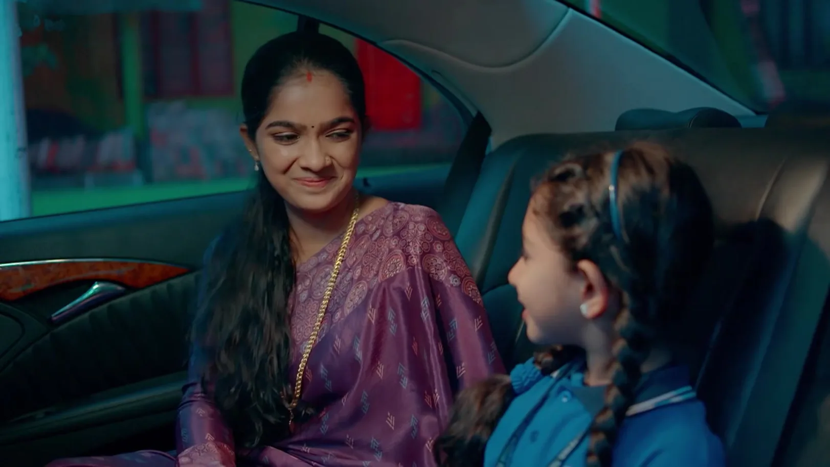 Archana Tends to an Injured Chippy - Mangalyam 