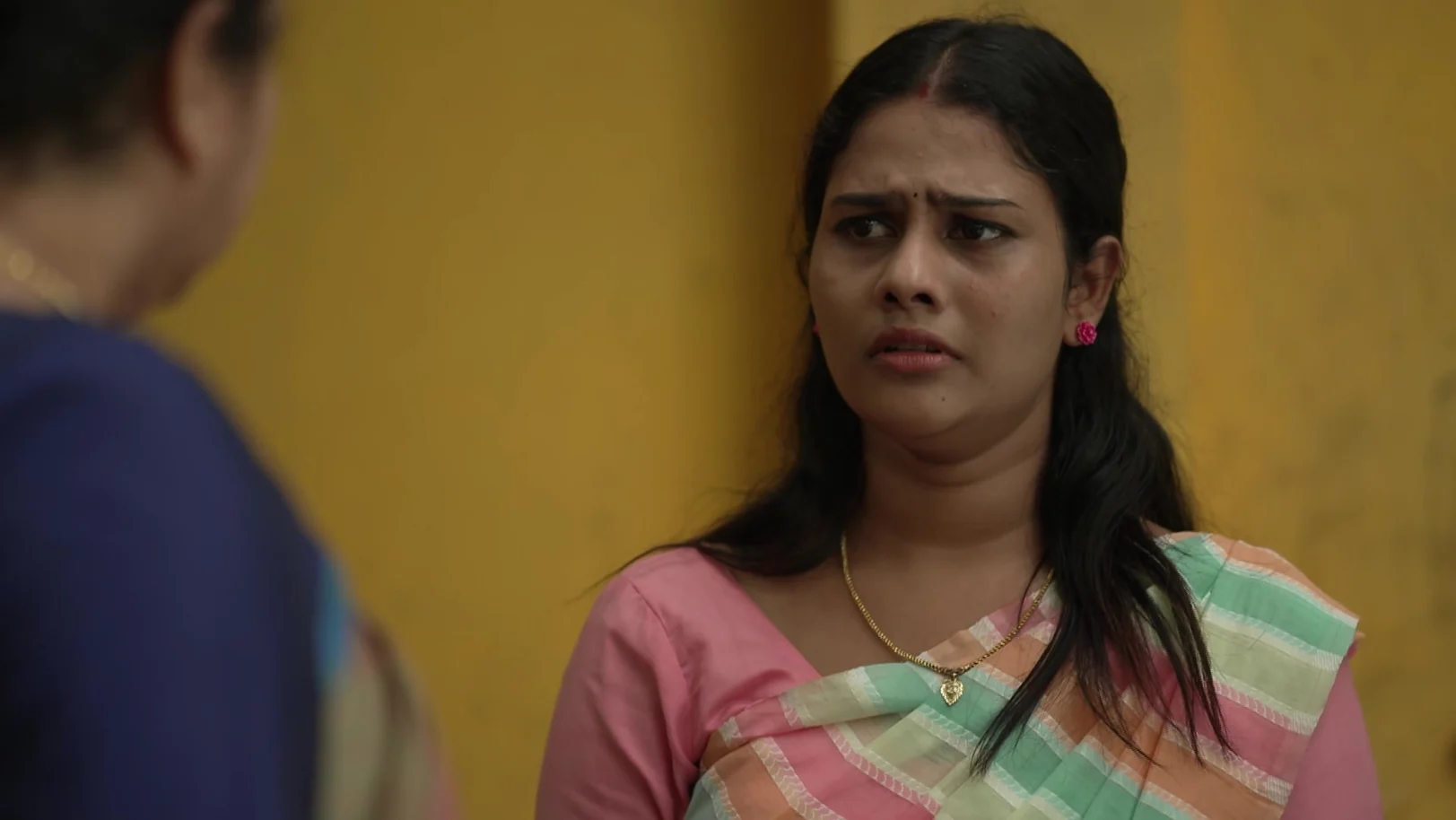 Kudumbashree Sharada - November 21, 2025 - Episode Spoiler