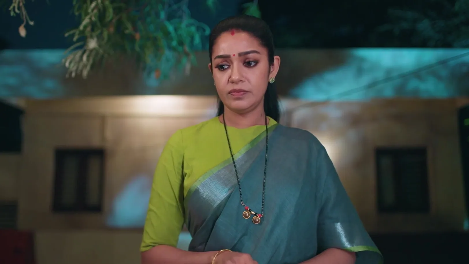 Amruthadhaare - November 21, 2025 - Webisode 21st November 2025 Webisode