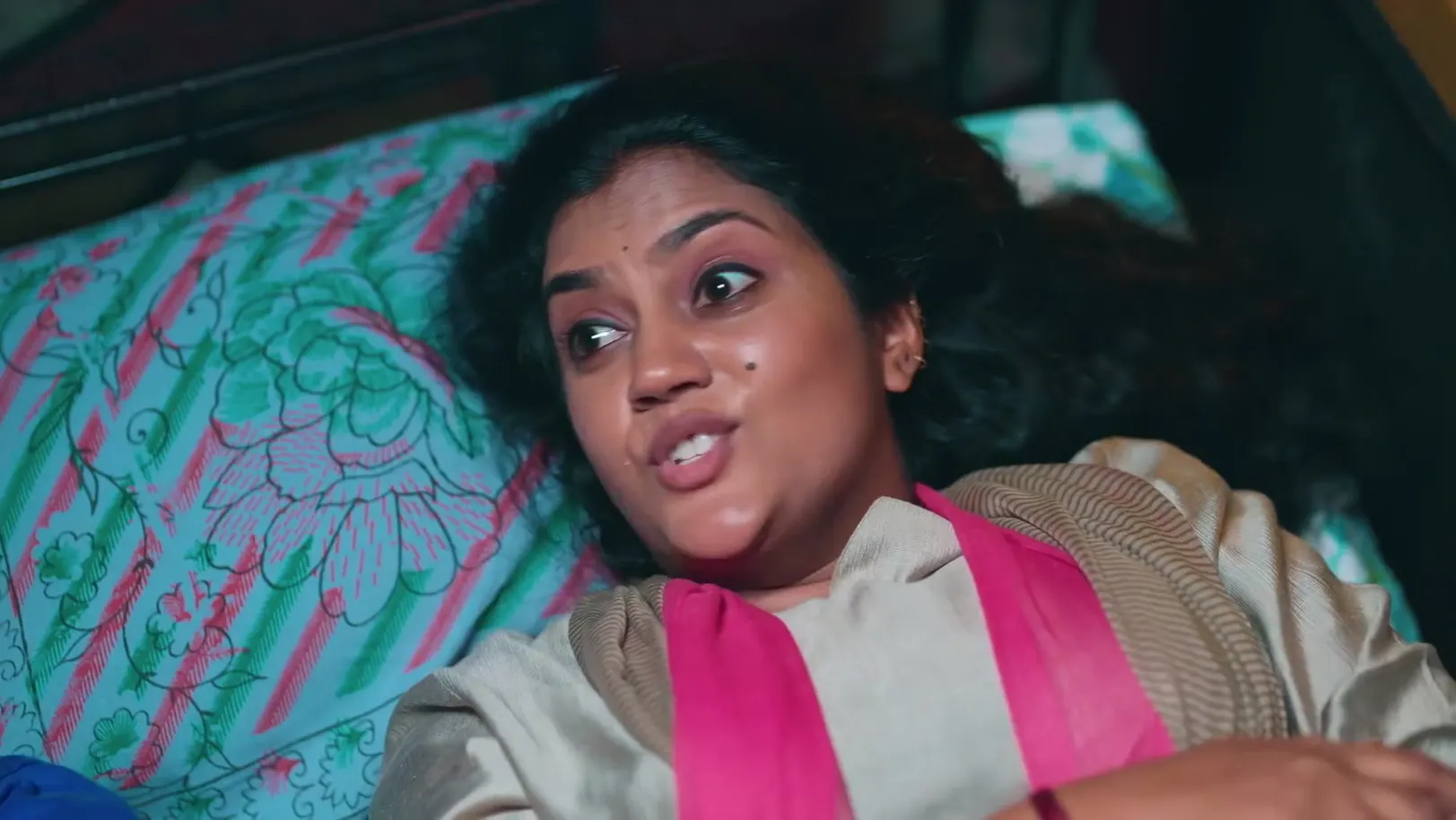 Akash's Excitement to Meet Goutham - Amruthadhaare 