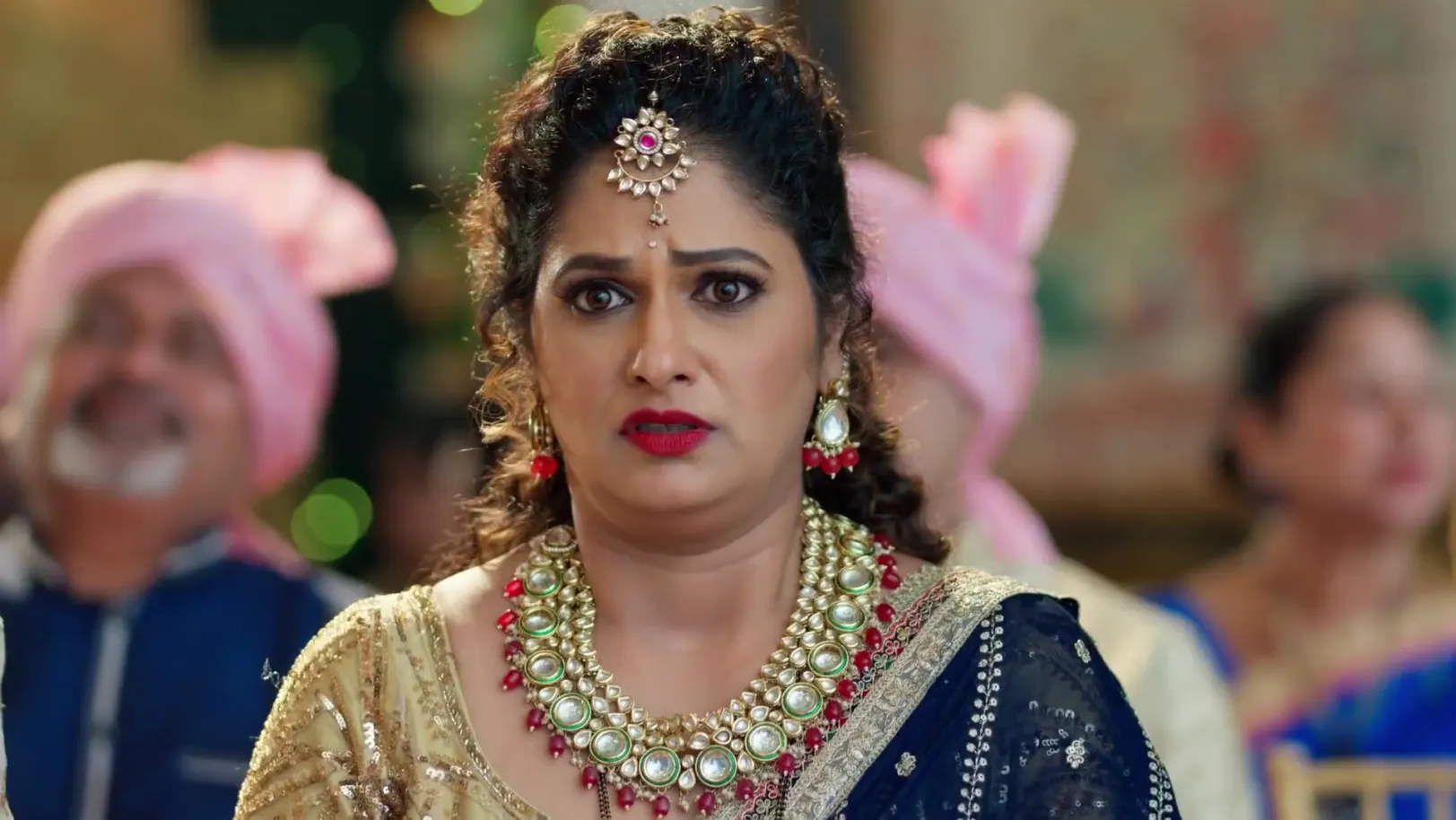 Karanveer and Vidhi Get Arrested 20th November 2025 Webisode Karanveer and Vidhi Get Arrested 20th November 2025 Webisode