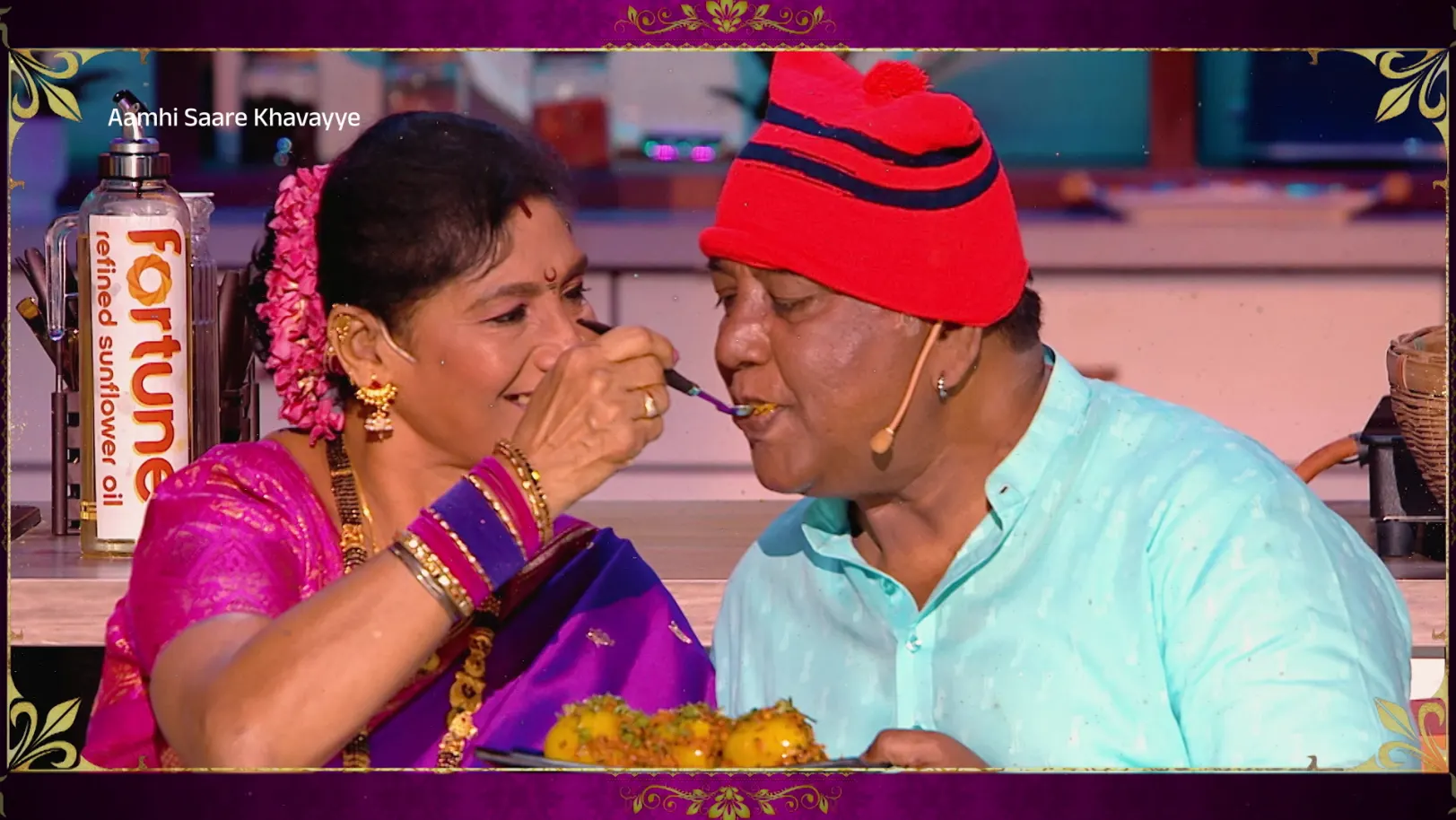 A Romantic Moment for Mr and Mrs Wadkar - Amhi Sare Khavaiyee - Jodicha Mamla - Promo A Romantic Moment for Mr and Mrs Wadkar - Amhi Sare Khavaiyee - Jodicha Mamla - Promo