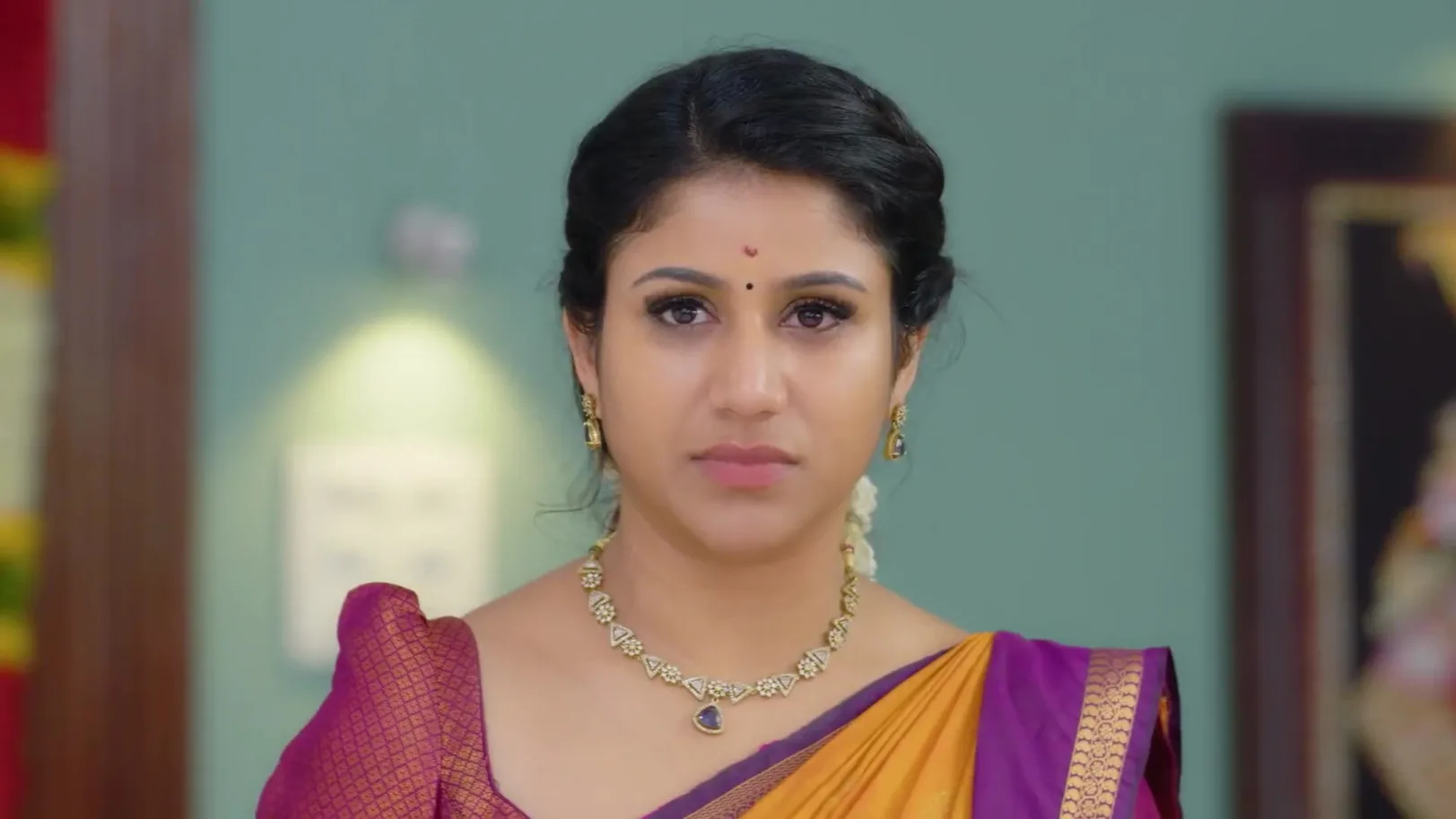 Isai's Return Annoys Sreeja 24th November 2025 Webisode Isai's Return Annoys Sreeja 24th November 2025 Webisode