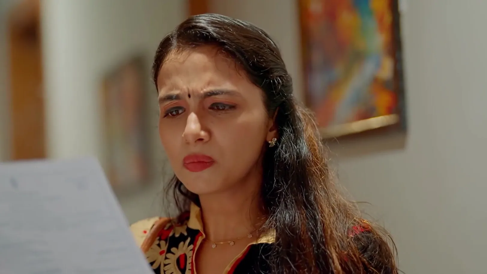 Anagha Sneaks Into Avanthika's House 27th November 2025 Webisode