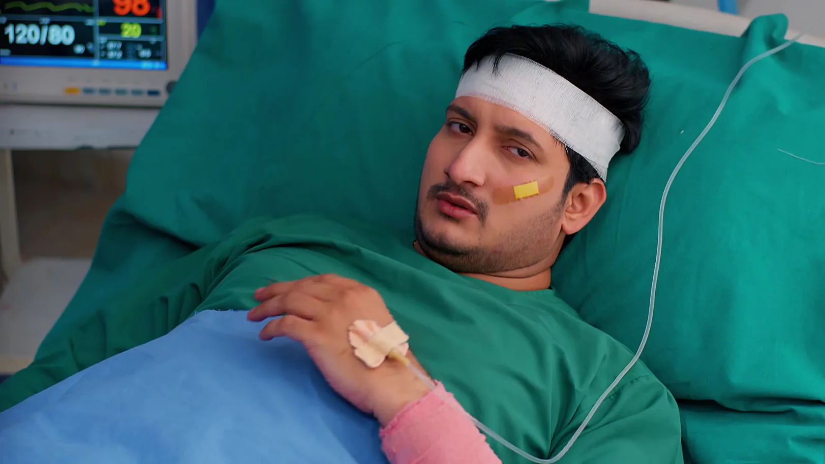 Meghasandesam - December 01, 2025 - Episode Spoiler