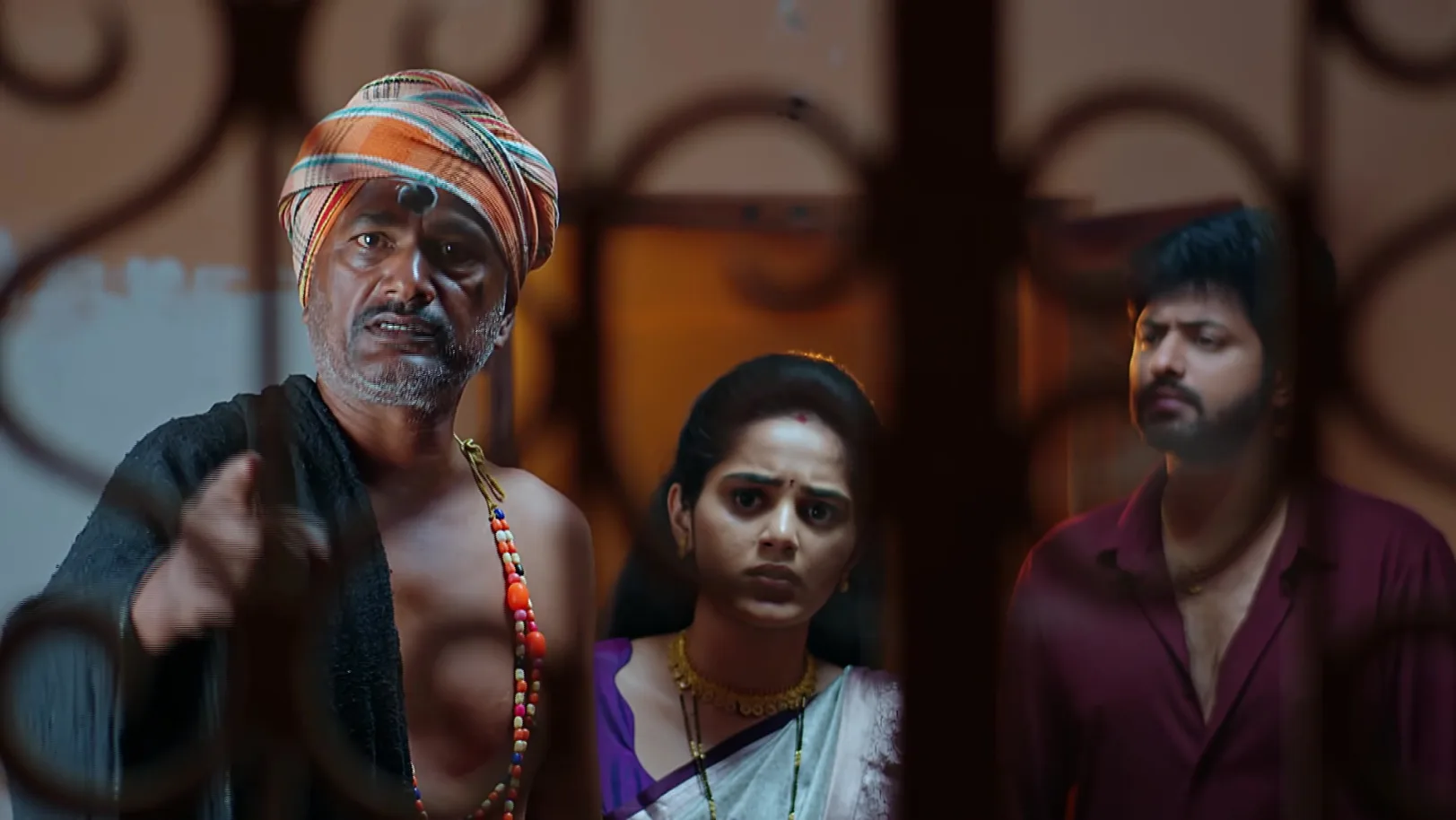 Ummadi Kutumbam - December 01, 2025 - Episode Spoiler Ummadi Kutumbam - December 01, 2025 - Episode Spoiler